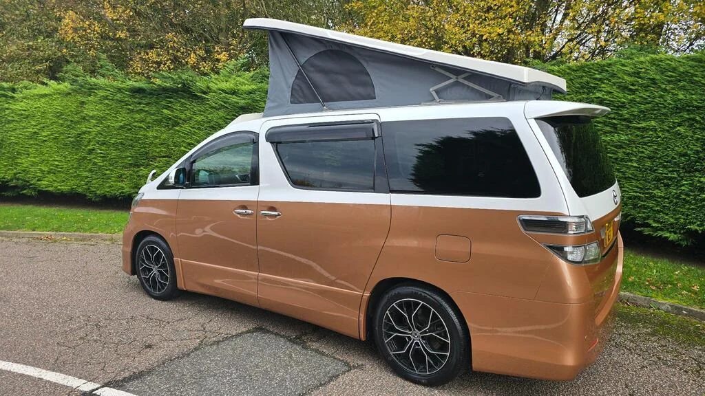 2008 Toyota Vellfire Campervan photo 2